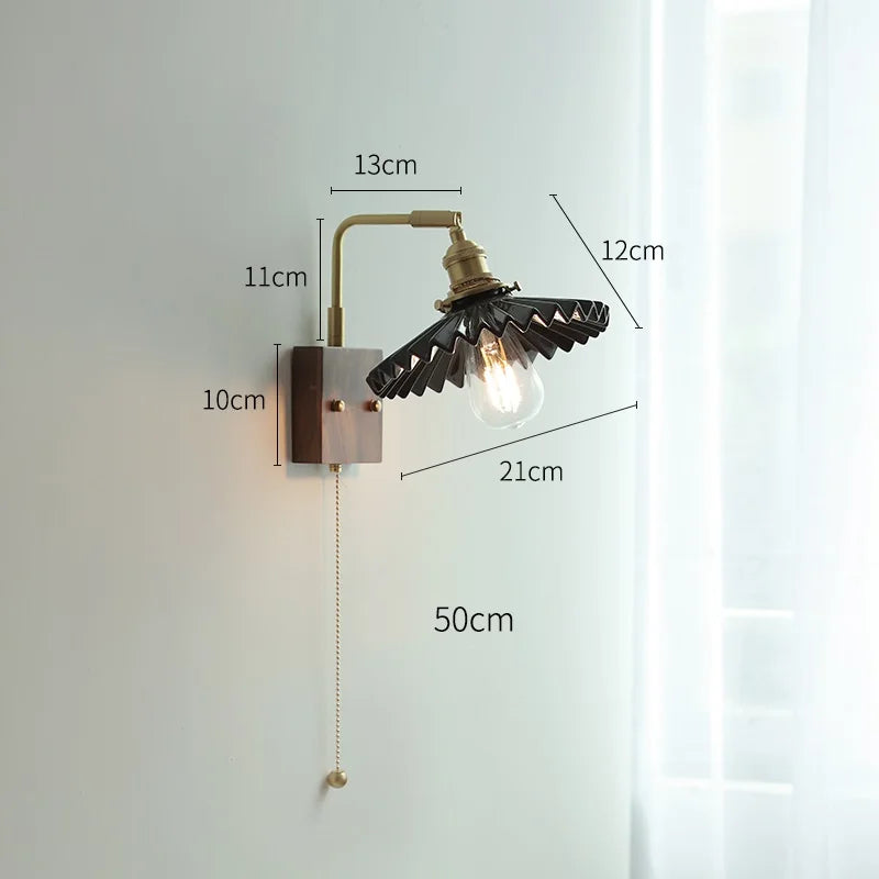 Lámpara de pared LED con bola de cerámica DecorBites™ con interruptor de cadena para sala de estar