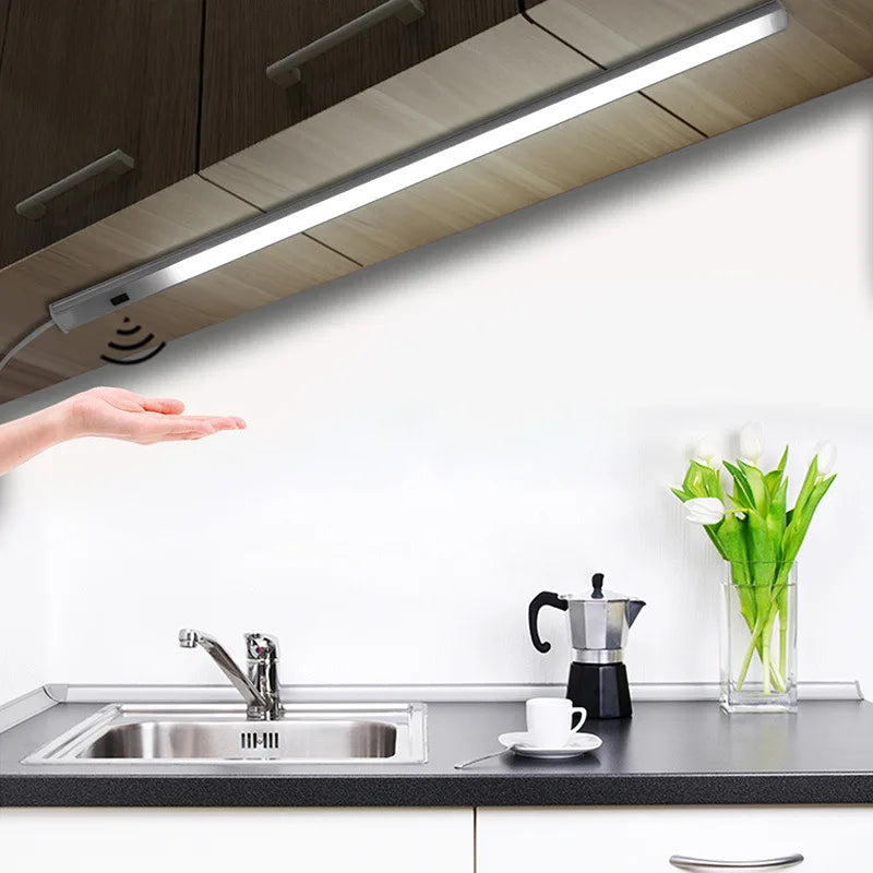 Decorbites™ LED-Schranksleuchte mit Bewegungssensor – USB-Stecker, Küchen-Schlafzimmer-Schranksnachtlampe