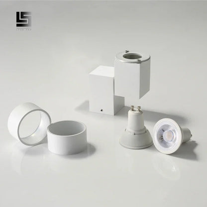 DecorBites™ 5W مصباح سفلي بزاوية قابلة للتعديل، لون كروم/أبيض/أسود، تركيب سطحي دافئ/أبيض طبيعي