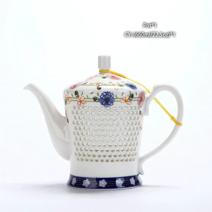 DecorBites™ Blue White Porcelain Tea Pot 660ml - Traditional Chinese Kung Fu Teaware