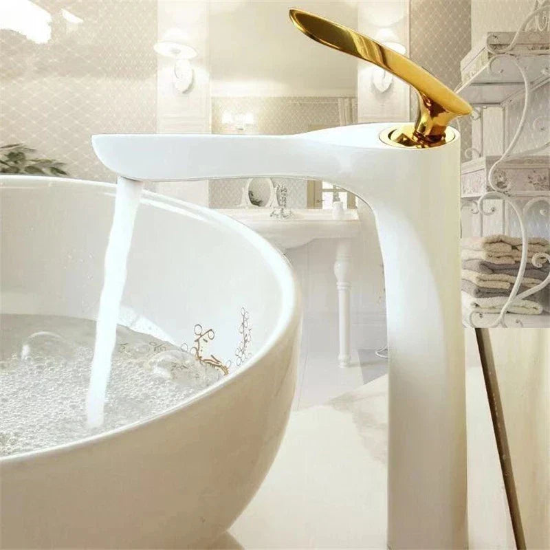 Decorbites™ Grifo de Lavabo Dorado con Asa Única Mezclador de Agua Caliente y Fría Montaje en Cubierta