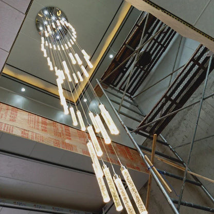 Lámpara de araña de cristal LED dorado DecorBites™ para escalera de sala de estar