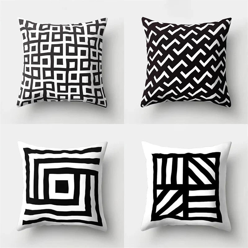 غطاء وسادة مطبوع عليه نجمة هندسية من DecorBites™ لديكور المنزل - نسيج مربع باللونين الأبيض والأسود