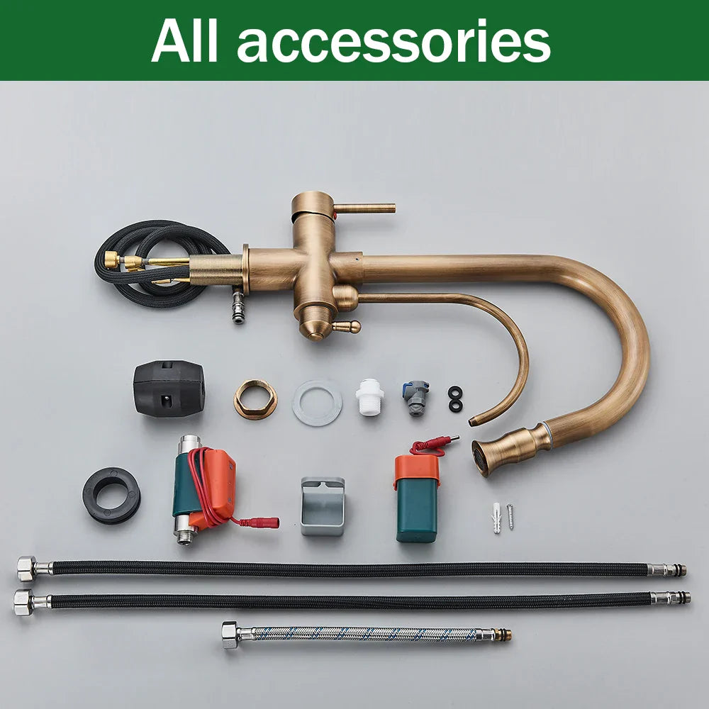 صنبور مطبخ نحاسي عتيق من DecorBites™ مزود بمستشعر لمس وصنبور رشاش دوار