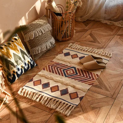 DecorBites™ Bohemian Tassel Rug - Retro Hand Woven Carpet for Home Decor