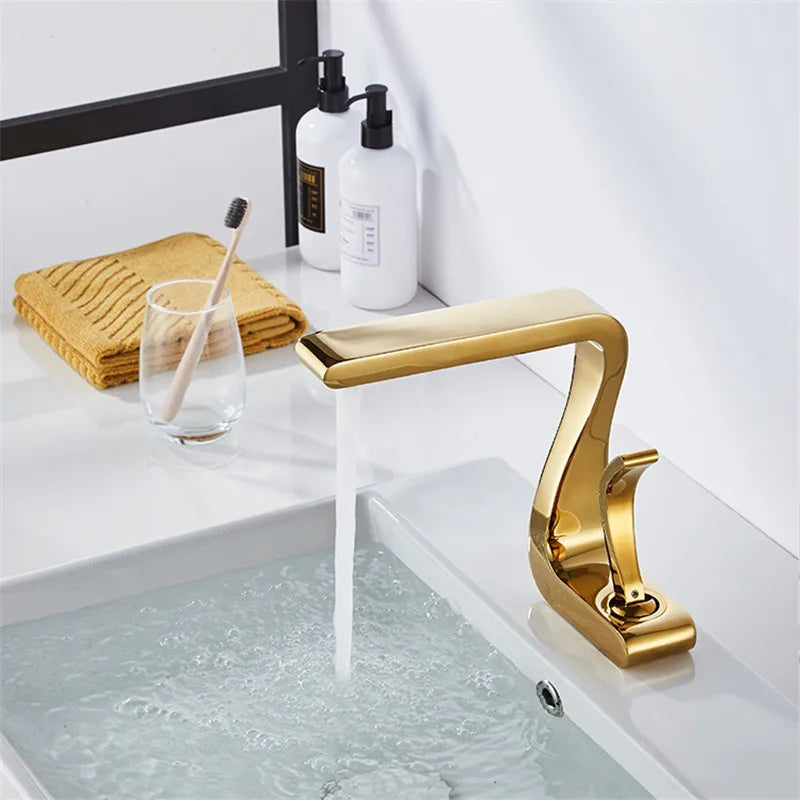 Grifo de Lavabo Decorbites™ Gold Basin: Grifo Mezclador de Baño Moderno en Latón para Agua Caliente/Fría