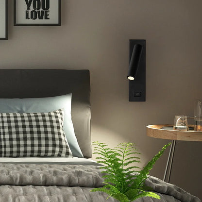 مفتاح إضاءة حائط LED من DecorBites™ لغرفة النوم مزود بمنفذ USB داخلي وشمعدان للقراءة الليلية
