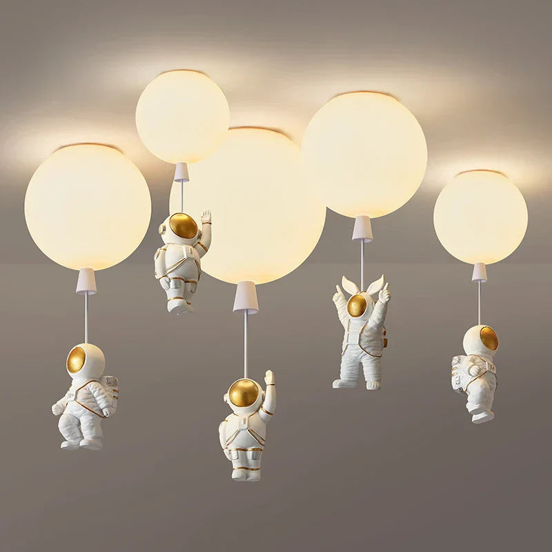 Lámpara colgante LED DecorBites™ con forma de globo de astronauta para la habitación infantil
