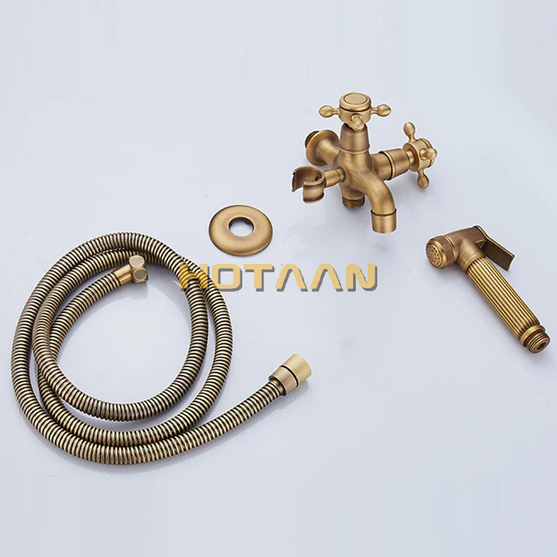 مجموعة رشاش بيديه محمولة من النحاس العتيق من DecorBites™ - رشاش يدوي ذاتي التنظيف للحمام