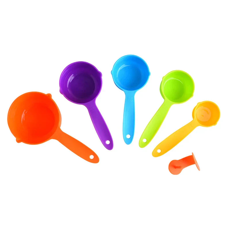 Plastic Measuring Cups Set