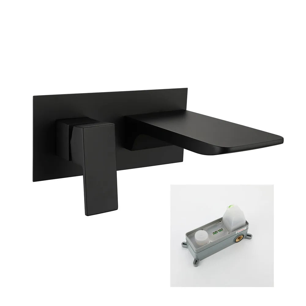 صنبور حوض خلاط من DecorBites™ Blanoir من النحاس الصلب مثبت في الحائط باللون الأسود والذهبي المصقول