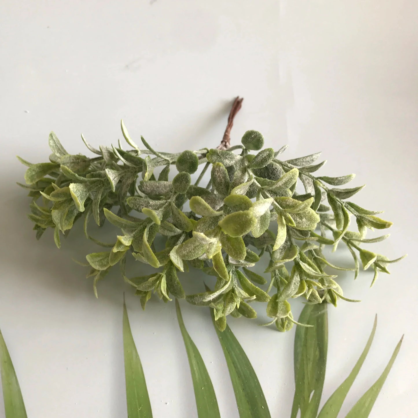 Paquete de estambres de bayas verdes DecorBites™ para decoración navideña y envoltorio de regalos DIY