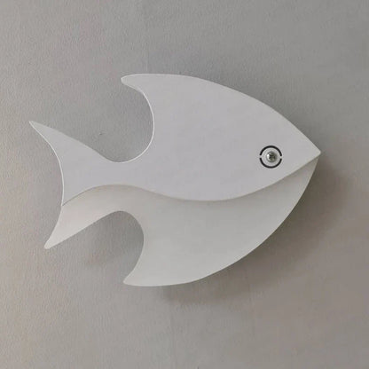 Lámpara de pared LED DecorBites™ con forma de pez. Decoración moderna y creativa en acrílico para espacios interiores.