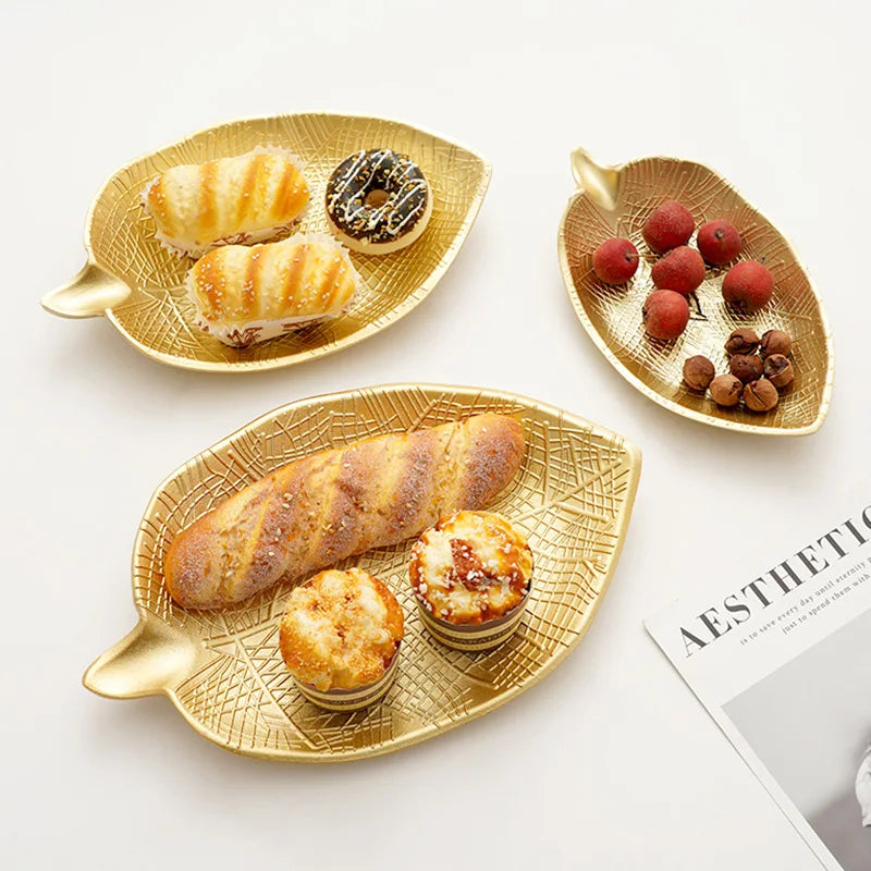 Plato de Hojas de Oro Decorbites™: Bandeja Decorativa de Lujo para Joyas, Dulces, Frutas y Adornos