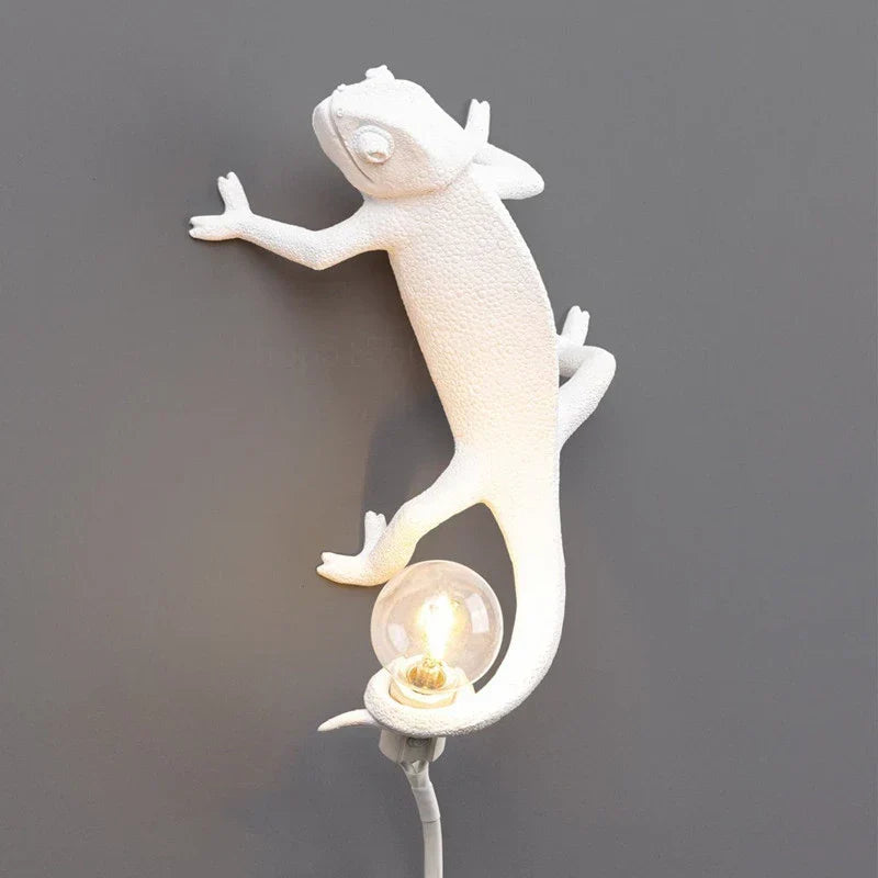 DecorBites™ Chameleon Figure Resin LED Wall Lamp Nordic Animal Night Light