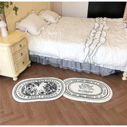 سجادة حمام مشعرة مطبوعة بنقشة ملائكية من DecorBites™ مقاس 40×60 سم