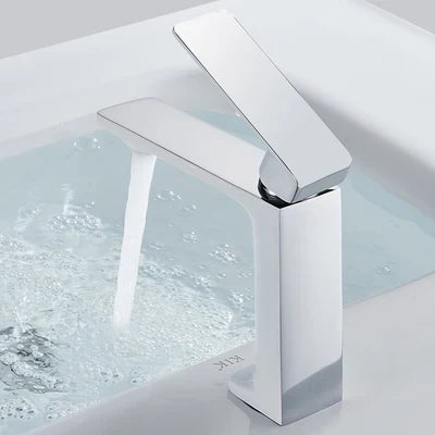 Grifo de Lavabo Gold Basin™ Decorbites: Grifo Mezclador Moderno para Lavabo de Baño, Control de Agua Caliente y Fría