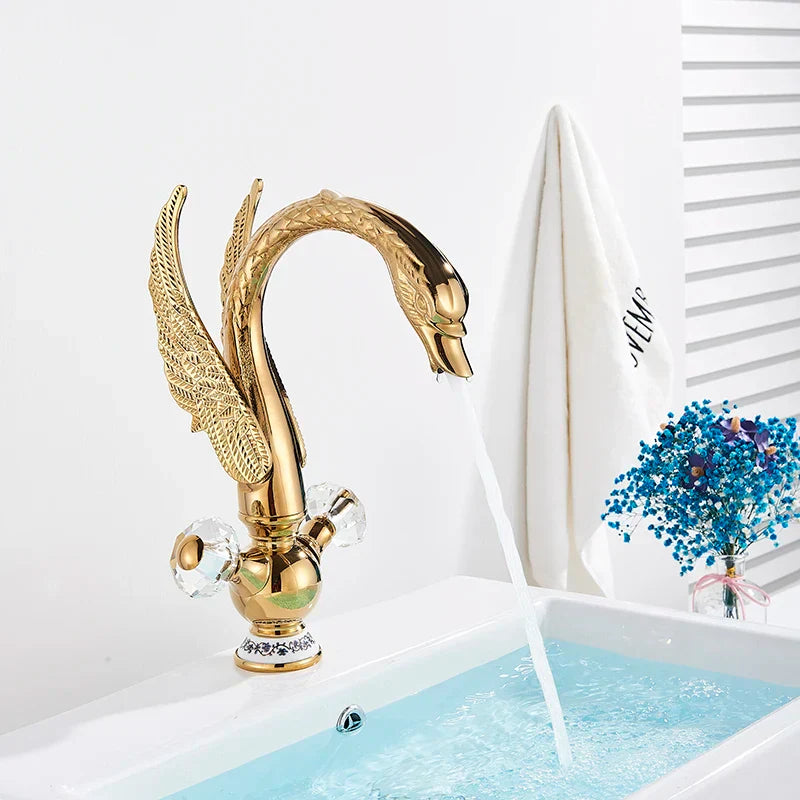 Decorbites™ Grifo de Lavabo con Asa de Cristal Cisne Dorado - Montaje en Cubierta Mezclador de Baño de Lujo