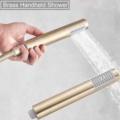 Juego de grifería para ducha DecorBites™ en oro cepillado: caño giratorio de pared para bañera, grifo mezclador con cabezal tipo lluvia