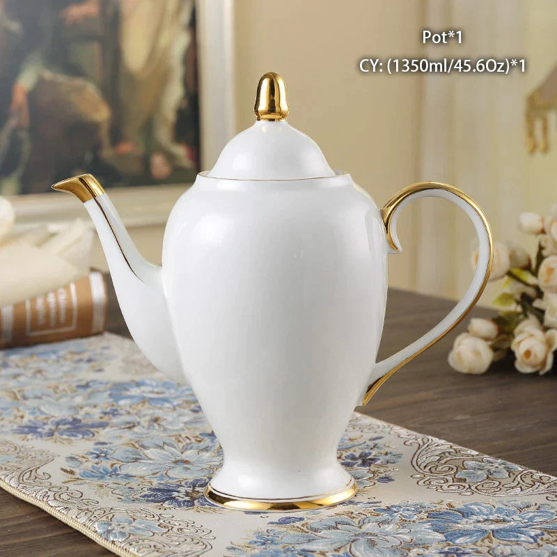 Tetera DecorBites™ de porcelana fina: Elegante cafetera de porcelana europea para amantes del té.