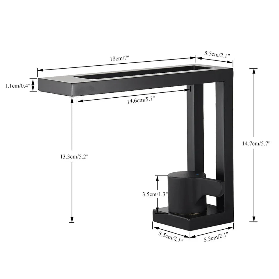 صنبور حوض أسود من DecorBites™: خلاط حمام نحاسي لحوض السفينة، ماء بارد وساخن