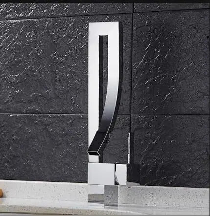 Grifo de Lavabo Cuadrado de Latón Dorado Decorbites™ Asa Única Montado en Cubierta para Baño