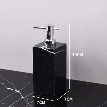 طقم حمام DecorBites™ من رخام ماركينا الأسود cue.opti