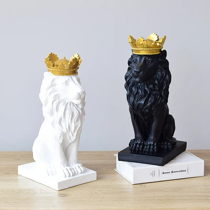 DecorBites™ Golden Crown Lion King Statue 17cm Height Nordic Handicraft Home Office Decor