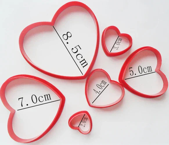 Decorbites™ Herzförmiger Kuchen-Ausstecher-Set für Backen & Dekorieren