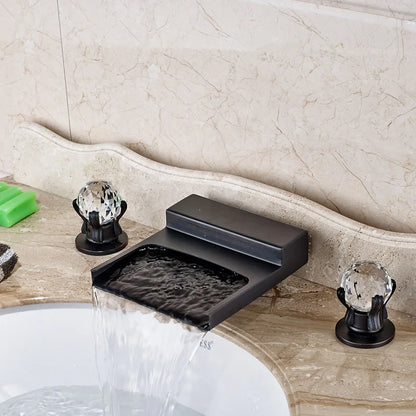 صنبور حمام DecorBites™ ذو المقبضين وصنبور شلال أسود عريض