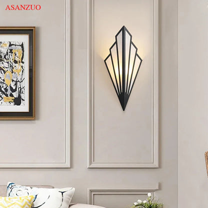 Lámpara de pared interior LED DecorBites™ con forma de abanico para pasillos, escaleras y dormitorios.