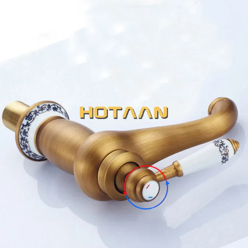 صنبور حوض بمقبض واحد من برونز عتيق من DecorBites™