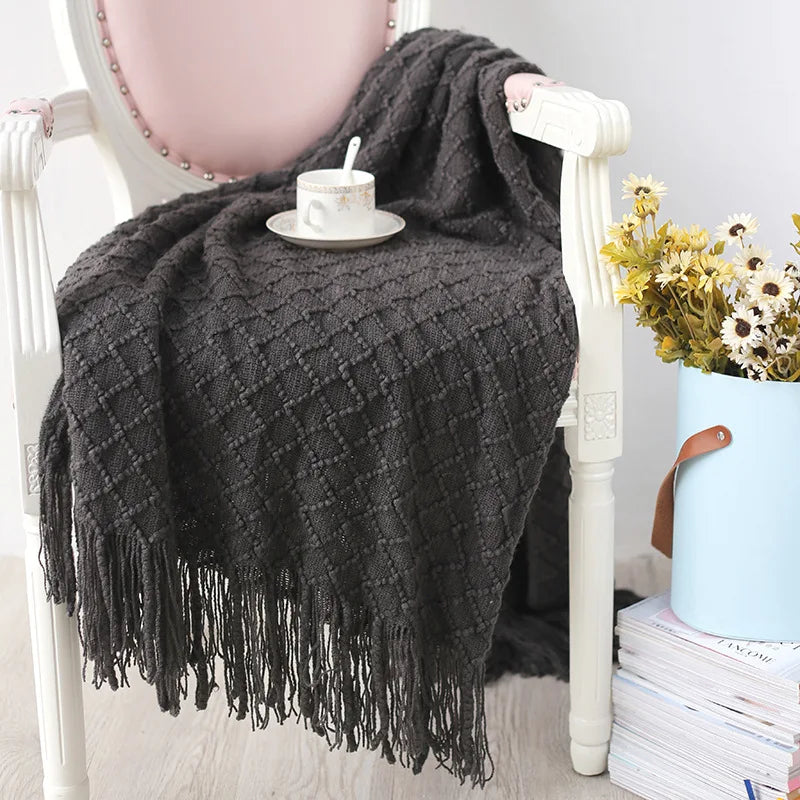 Diamond Pattern Throw Blanket