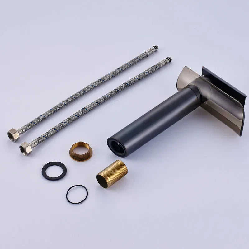 Grifo mezclador de lavabo tipo cascada con caño de cristal en bronce negro DecorBites™ - Grifo de encimera para montaje sobre cubierta