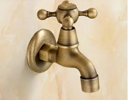 صنبور غسالة ملابس خارجية منحوت على شكل تنين من النحاس العتيق من DecorBites™ صنبور بارد