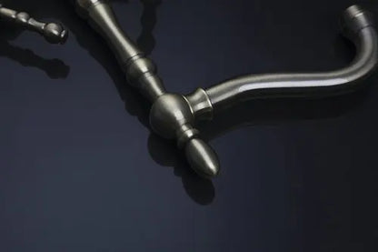 صنبور خلاط مطبخ دوار من ديكوربايتس™ مصنوع من النحاس العتيق