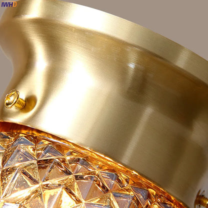 Lámpara de techo LED DecorBites™ con bola de cristal, estilo moderno vintage en cobre.