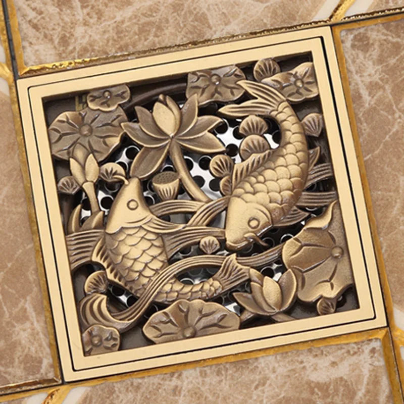 مصفاة شعر من ديكوربايتس™ بتصميم مربع من النحاس العتيق على شكل سمكة منحوتة على شكل مصرف أرضي للحمام