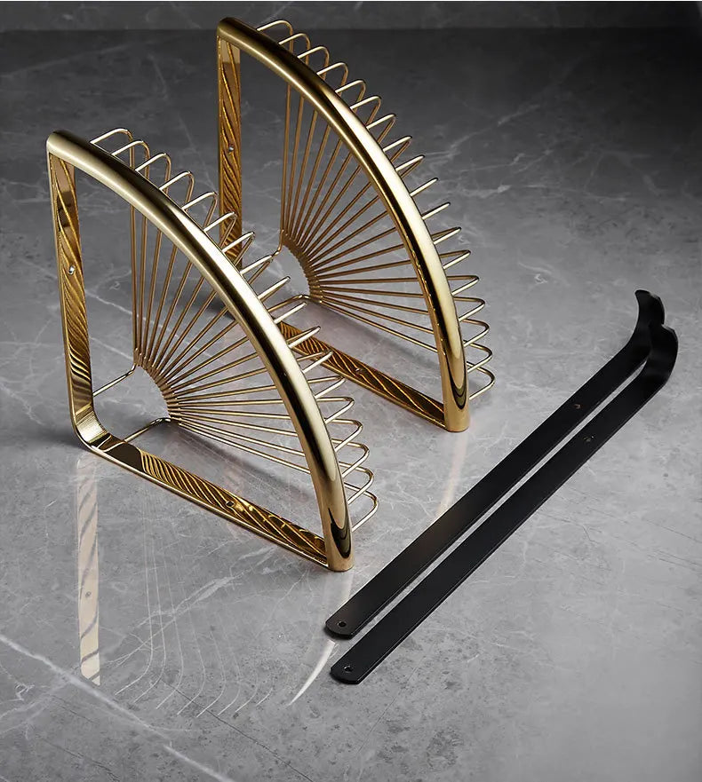 Estantería de Esquina Dorado y Negro Decorbites™: Estantes de Baño de Latón para un Almacenamiento Elegante