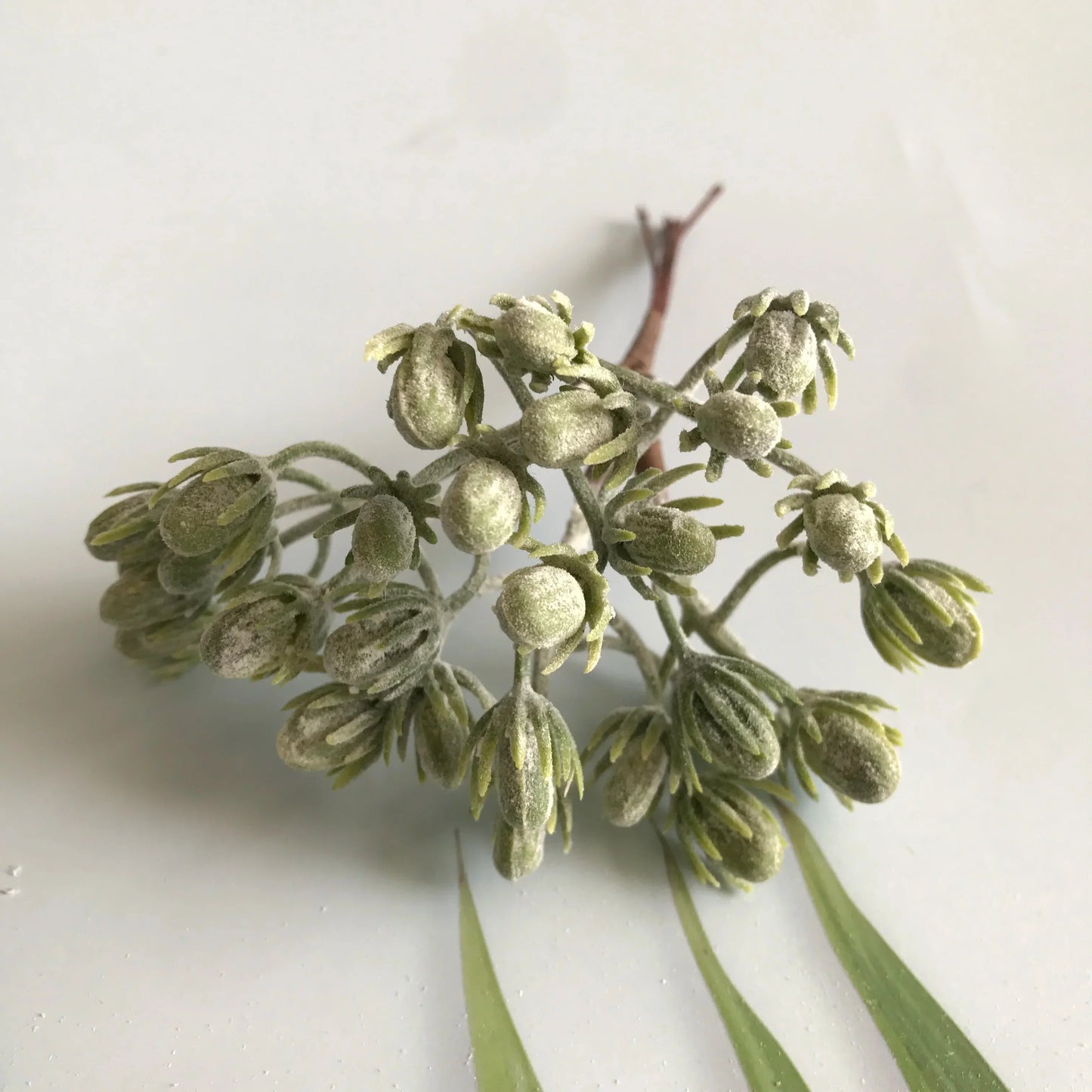 Paquete de estambres de bayas verdes DecorBites™ para decoración navideña y envoltorio de regalos DIY