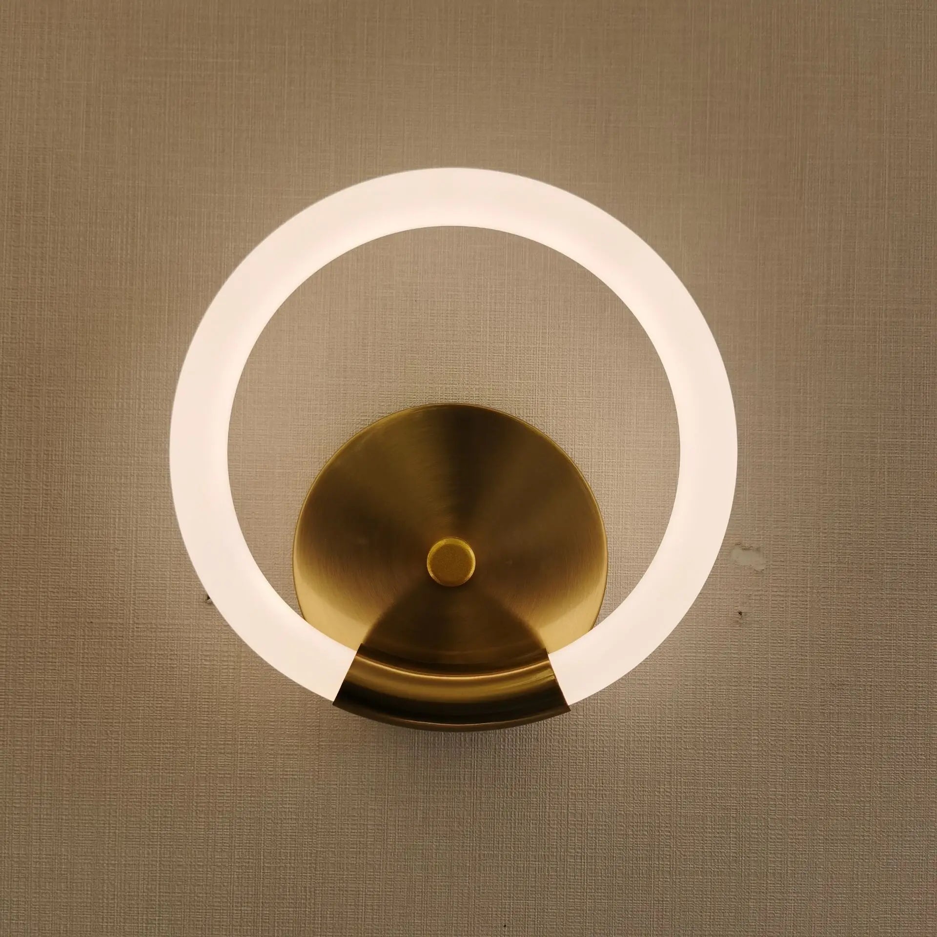 White Acrylic Minimalist Bedroom Wall Lamp