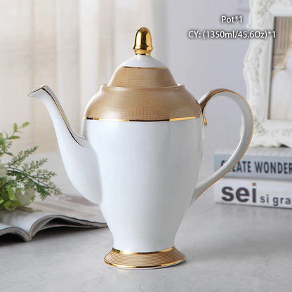 Tetera DecorBites™ de porcelana fina: Elegante cafetera de porcelana europea para amantes del té.