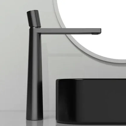 Grifo de lavabo DecorBites™ en oro cepillado - Elegante grifo mezclador de latón para baño