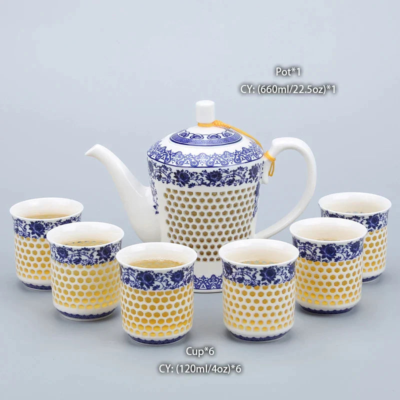 DecorBites™ Blue White Porcelain Tea Pot 660ml - Traditional Chinese Kung Fu Teaware