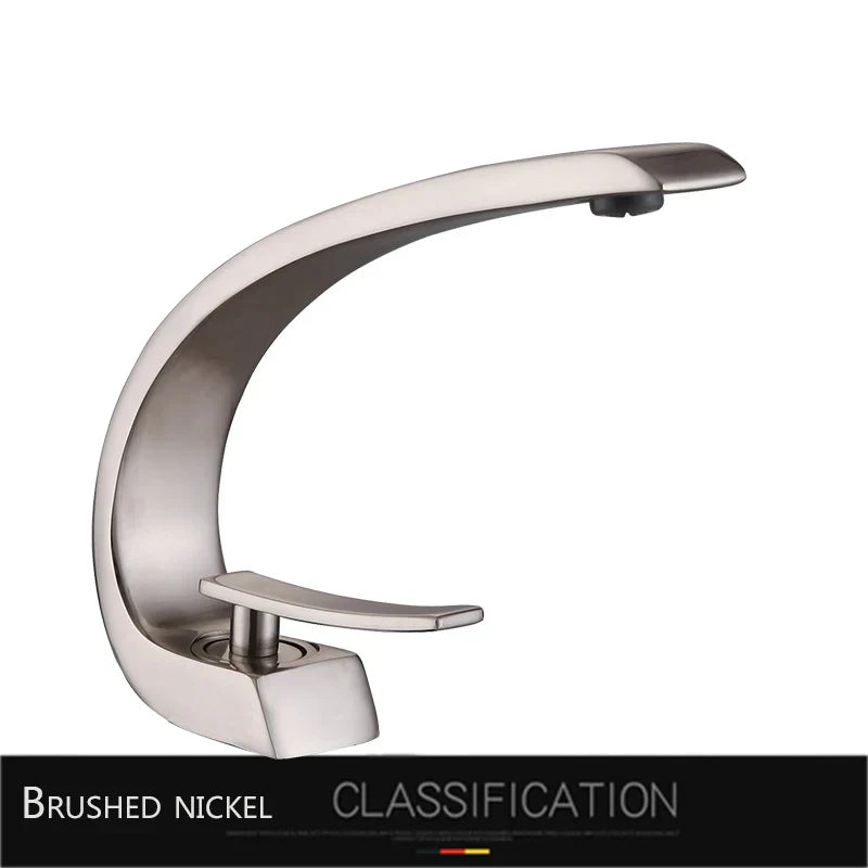 Grifo de Lavabo Decorbites™ Gold Basin: Montaje en Cubierta Mezclador Negro Cromo para Lavabo de Baño