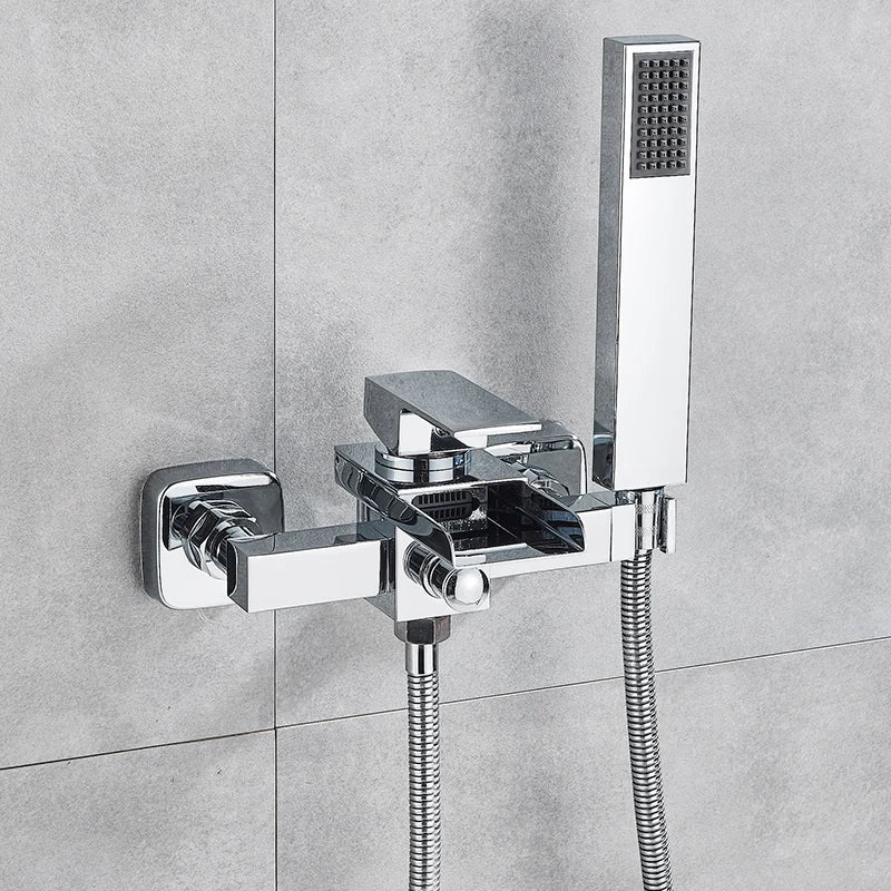 Grifo de ducha y bañera DecorBites™ de montaje en pared, color negro, con caño tipo cascada