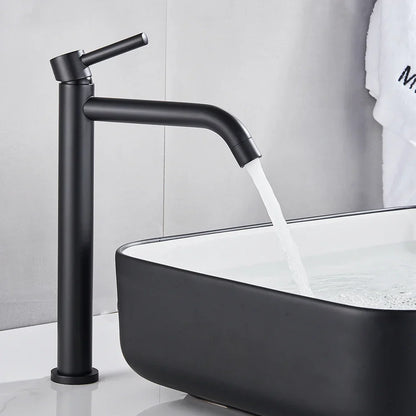 Grifo mezclador para lavabo DecorBites™ negro de montaje en cubierta | Grifo de agua fría y caliente para lavabo de baño