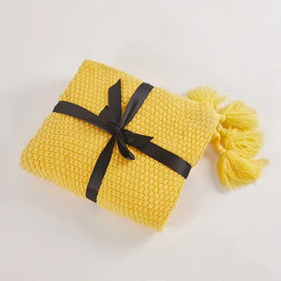 Woolen Ball Knit Blanket