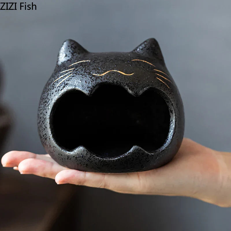 DecorBites™ Cartoon Cat Ceramic Ashtray for Household, Living Room - Large Capacity, Anti-Fly Ash