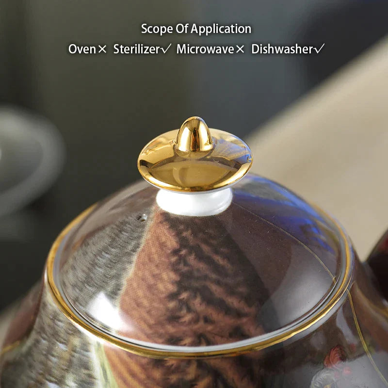 Tetera DecorBites™ de porcelana fina: Elegante cafetera de porcelana europea para amantes del té.